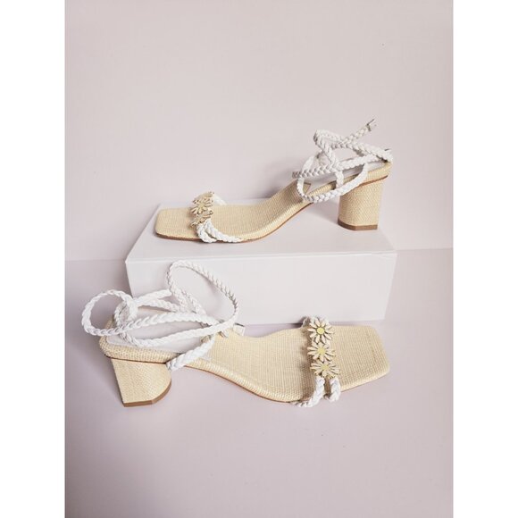 Schutz Hina Daisy Fairy Rafia Floral Lace Up White Block Heels Sandals Shoes 7.5 - Picture 2 of 14